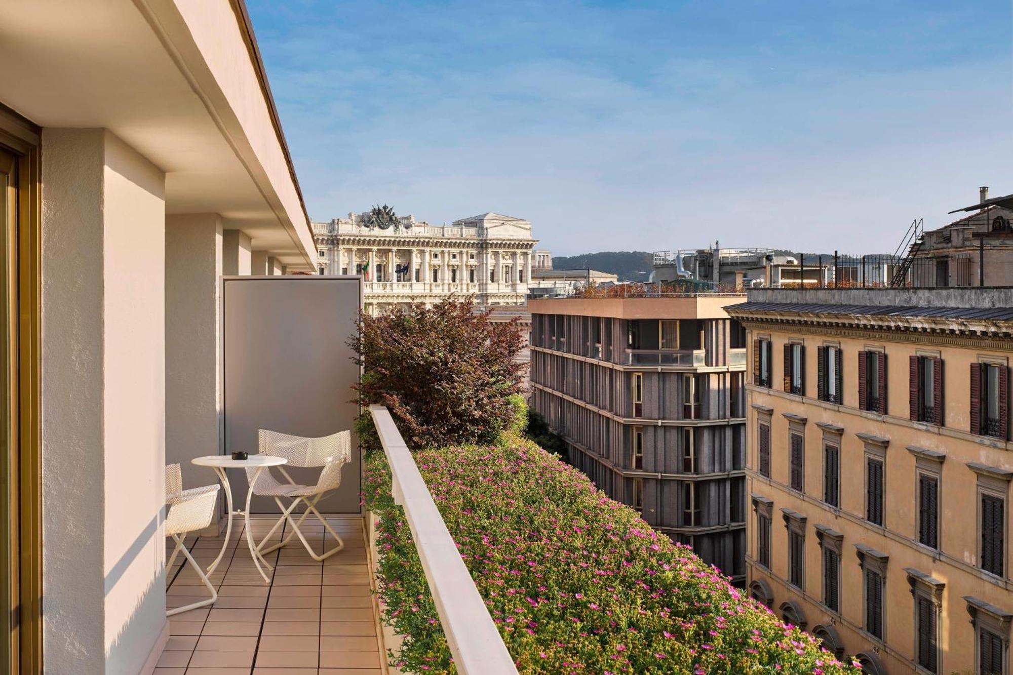Le Meridien Visconti Roma Exterior foto